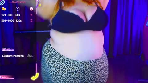 _ariaakashi_ online show from November 15, 4:21 am