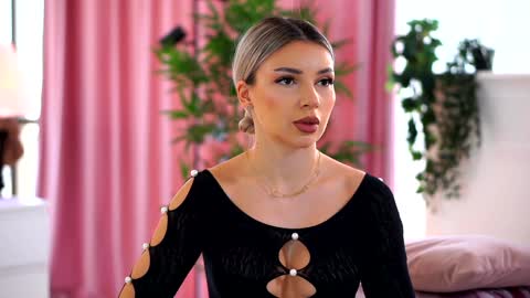 Arielle online show from January 9, 9:16 am