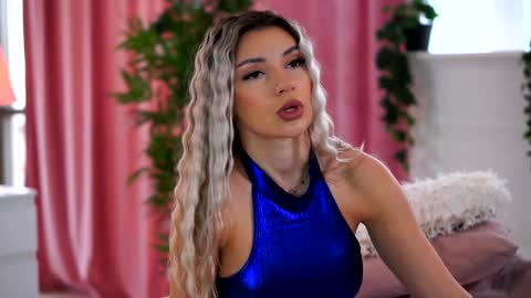 Arielle online show from January 15, 11:53 am