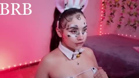 Snapshot of _ariiaa_ chatting on October 12, 11:26 pm Aria online show from October 12, 11:26 pm