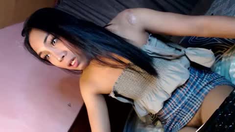 _asiancutie online show from January 12, 6:49 am