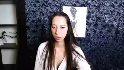 Snapshot of _astraia_ chatting on July 3, 7:37 am _astraia_ online show from July 3, 7:37 am
