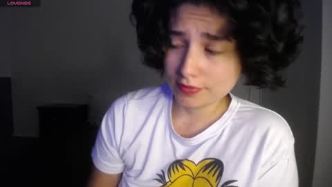 Snapshot of _atenea_golden chatting on December 27, 11:31 pm atenea online show from December 27, 11:31 pm