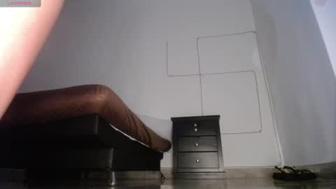 Snapshot of _atenea_golden chatting on December 28, 2:33 am atenea online show from December 28, 2:33 am