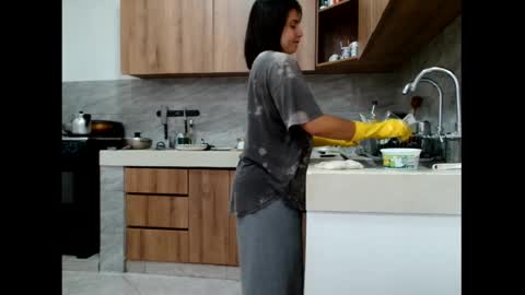 Snapshot of _atenea_golden chatting on October 15, 1:44 pm atenea online show from October 15, 1:44 pm