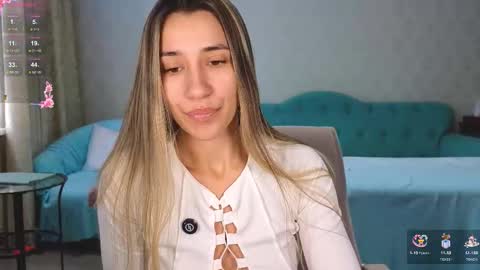 _aura_18 online show from March 11, 4:18 am