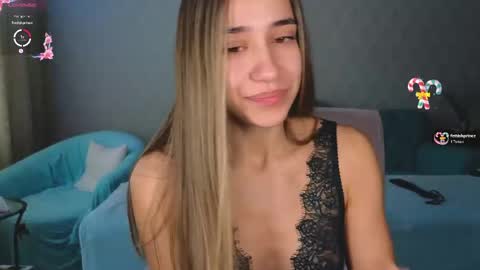 _aura_18 online show from April 21, 2:51 am