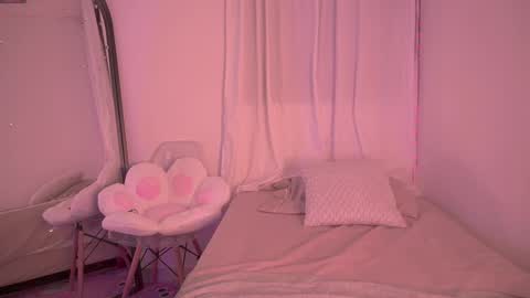 _available_ online show from March 2, 1:41 am