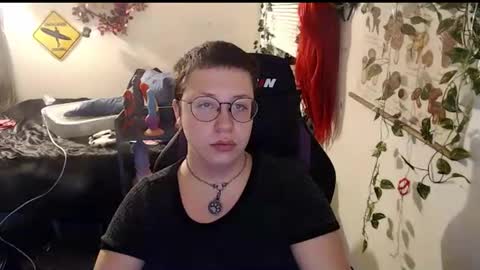Snapshot of _bandit_b0y chatting on May 19, 5:25 am bandit online show from May 19, 5:25 am