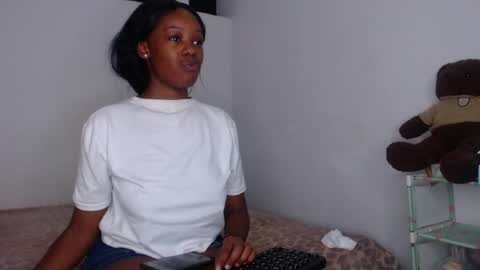 Snapshot of _becky__ chatting on July 15, 1:11 am Becky online show from July 15, 1:11 am