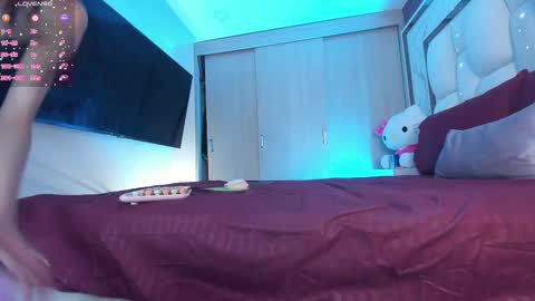 Snapshot of _bellaswwet_ chatting on February 28, 2:20 pm _bellaswwet_ online show from February 28, 2:20 pm