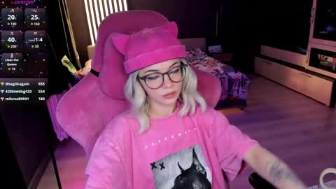 Olivia Subscribe to my Fansly -   online show from May 17, 11:23 pm