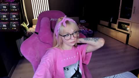 Olivia Subscribe to my Fansly -   online show from May 20, 11:22 pm