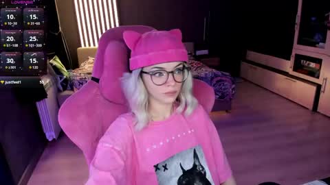Olivia Subscribe to my Fansly -   online show from May 22, 11:21 pm