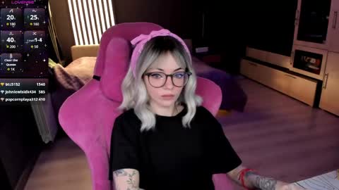 Olivia Subscribe to my Fansly -   online show from May 27, 11:24 pm
