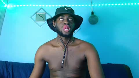 Andrew online show from April 10, 7:07 pm