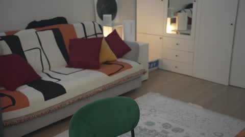 Snapshot of _blackbee_ chatting on February 26, 10:15 am Lili online show from February 26, 10:15 am