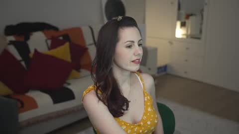 Snapshot of _blackbee_ chatting on February 27, 10:26 am Lili online show from February 27, 10:26 am