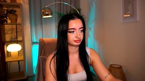 Pearl online show from February 11, 5:18 pm