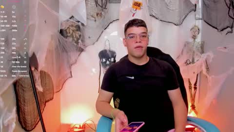 _blake_boy online show from October 28, 7:05 pm