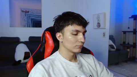 Snapshot of _blakee chatting on January 28, 7:00 am B L A K E online show from January 28, 7:00 am