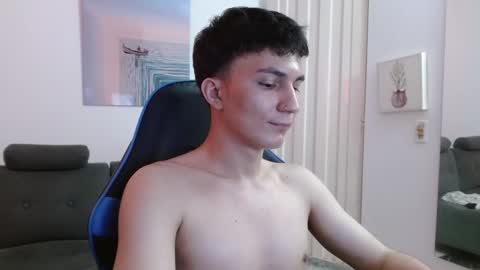 Snapshot of _blakee chatting on February 9, 6:12 pm B L A K E online show from February 9, 6:12 pm