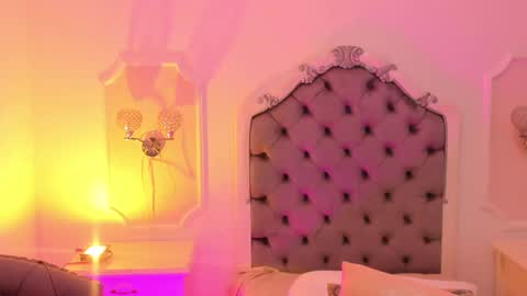 Brenda  online show from October 3, 7:44 pm