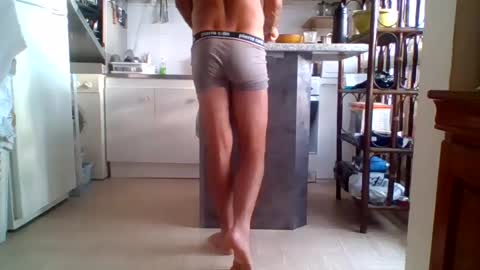 Snapshot of _bubble_buttfunxxx chatting on July 31, 5:40 am _bubble_buttfunxxx online show from July 31, 5:40 am