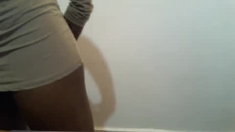 Snapshot of _bunny_b chatting on February 8, 12:28 pm I will be back soon  online show from February 8, 12:28 pm