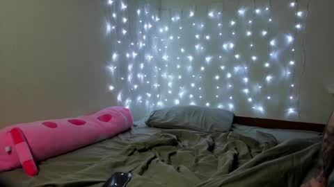 Snapshot of _by_double_sexy_miss_ chatting on February 8, 12:28 am _by_double_sexy_miss_ online show from February 8, 12:28 am