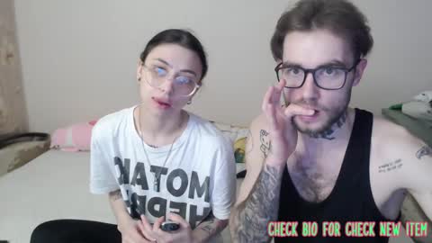 Snapshot of _by_double_sexy_miss_ chatting on February 19, 3:49 pm _by_double_sexy_miss_ online show from February 19, 3:49 pm