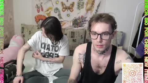 Snapshot of _by_double_sexy_miss_ chatting on March 9, 1:26 pm _by_double_sexy_miss_ online show from March 9, 1:26 pm