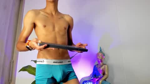 Camilo Rivera online show from November 29, 1:52 am