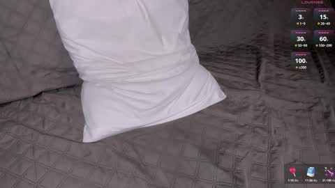 Snapshot of _candy_boy_ chatting on October 3, 3:25 am Jason online show from October 3, 3:25 am