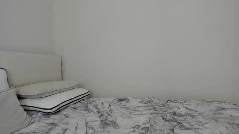   online show from February 15, 7:51 am