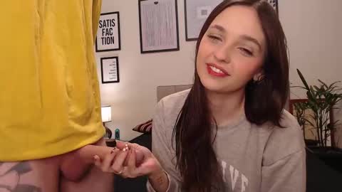 candygirl online show from September 18, 12:51 pm