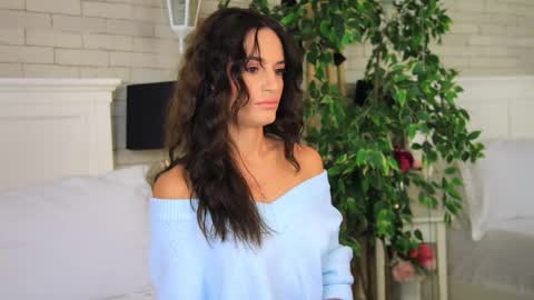 Snapshot of _carlawhite_ chatting on October 6, 3:48 am _carlawhite_ online show from October 6, 3:48 am