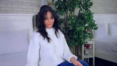 Snapshot of _carlawhite_ chatting on October 9, 3:37 am _carlawhite_ online show from October 9, 3:37 am