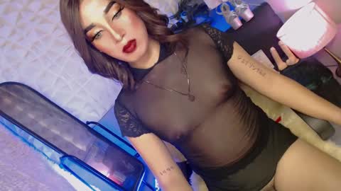 Caroline online show from February 24, 4:49 am