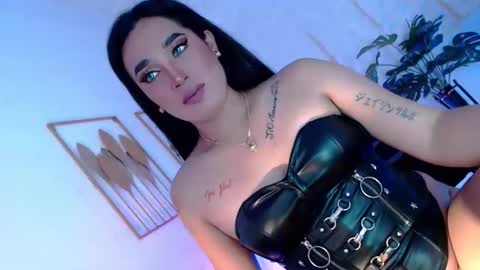 Caroline online show from October 27, 6:06 am