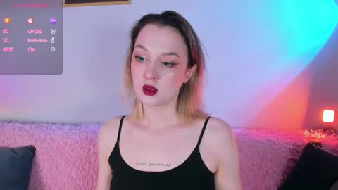 Christina Chris online show from November 7, 6:57 am