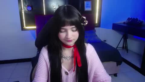 _charlotte_collins_ online show from February 11, 2:55 pm