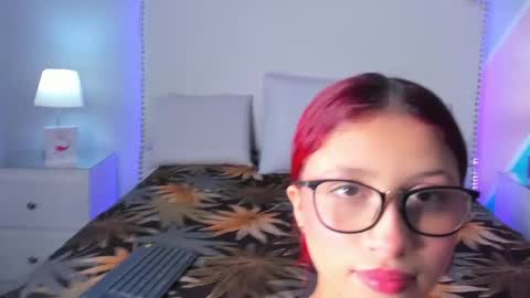 _cherry_fox online show from April 21, 12:00 pm