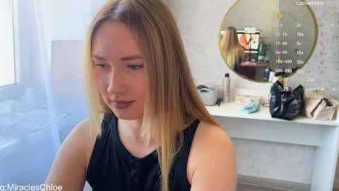 _chloe_miller_ online show from April 1, 8:59 am