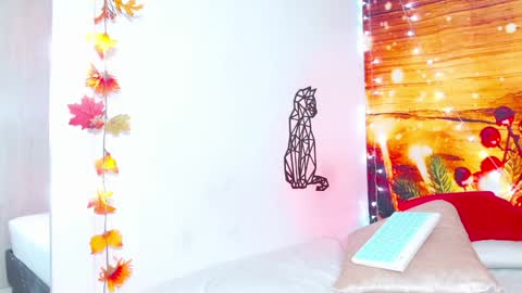 Snapshot of _chloeee chatting on December 17, 11:59 pm Katy online show from December 17, 11:59 pm