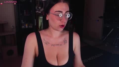 Chrissy online show from June 5, 3:13 am