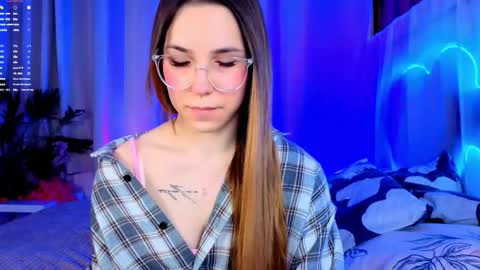 Snapshot of _cindy_lou_ chatting on December 23, 5:27 am Cindy . online show from December 23, 5:27 am