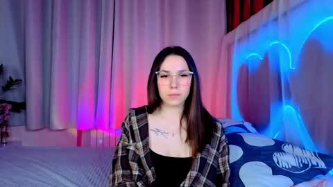 Snapshot of _cindy_lou_ chatting on February 3, 6:11 am Cindy . online show from February 3, 6:11 am