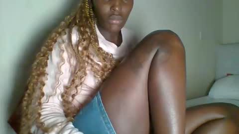 Snapshot of _clara01 chatting on January 29, 12:13 pm clara online show from January 29, 12:13 pm