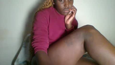 Snapshot of _clara01 chatting on February 5, 9:57 am clara online show from February 5, 9:57 am